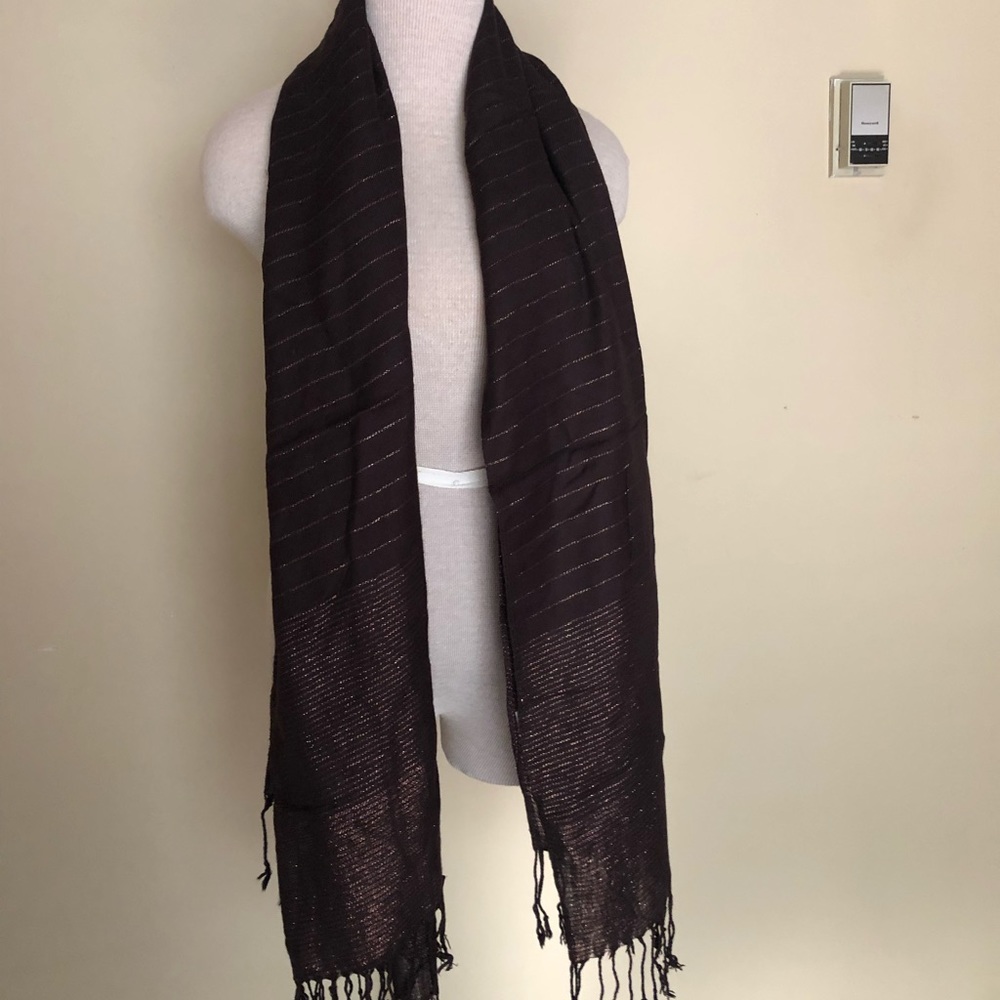 Scarf - Picture 2 of 3